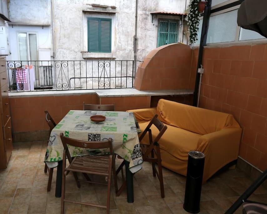 Casa Vacanza Russo Enzo Неаполь Экстерьер фото