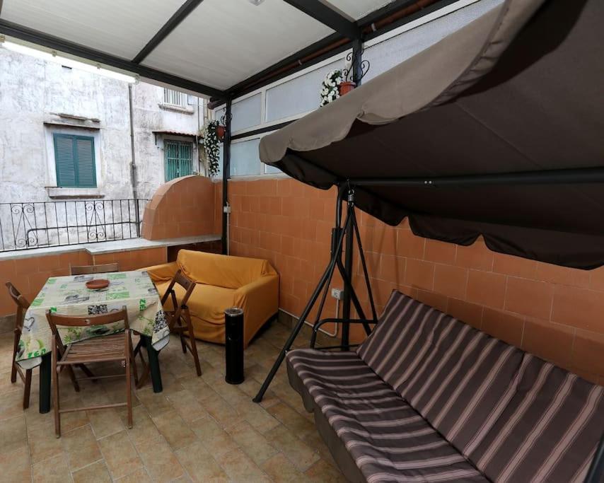 Casa Vacanza Russo Enzo Неаполь Экстерьер фото